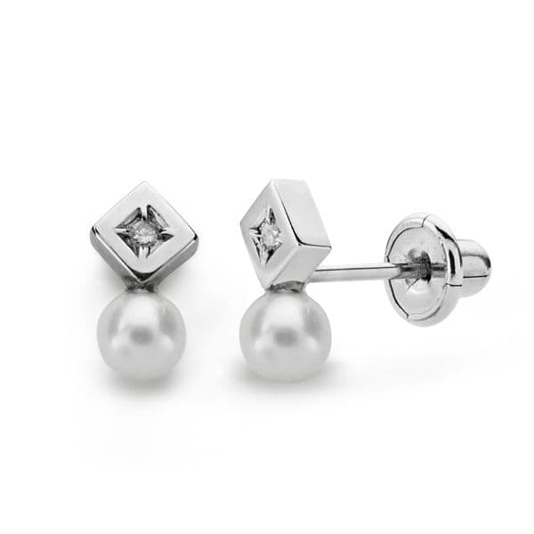 18K PENDIENTES PERLA Y DIAMANTES TALLA BRILLANTE 0.012 QTS.